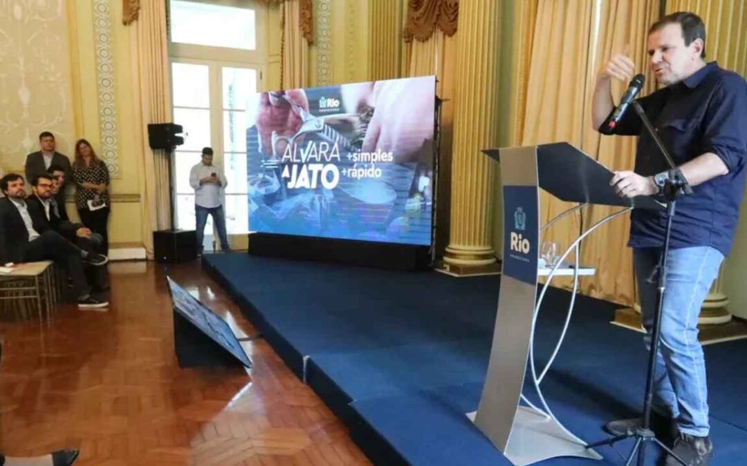 Prefeitura do Rio lança o Alvará a Jato, sistema que emite licença em um minuto